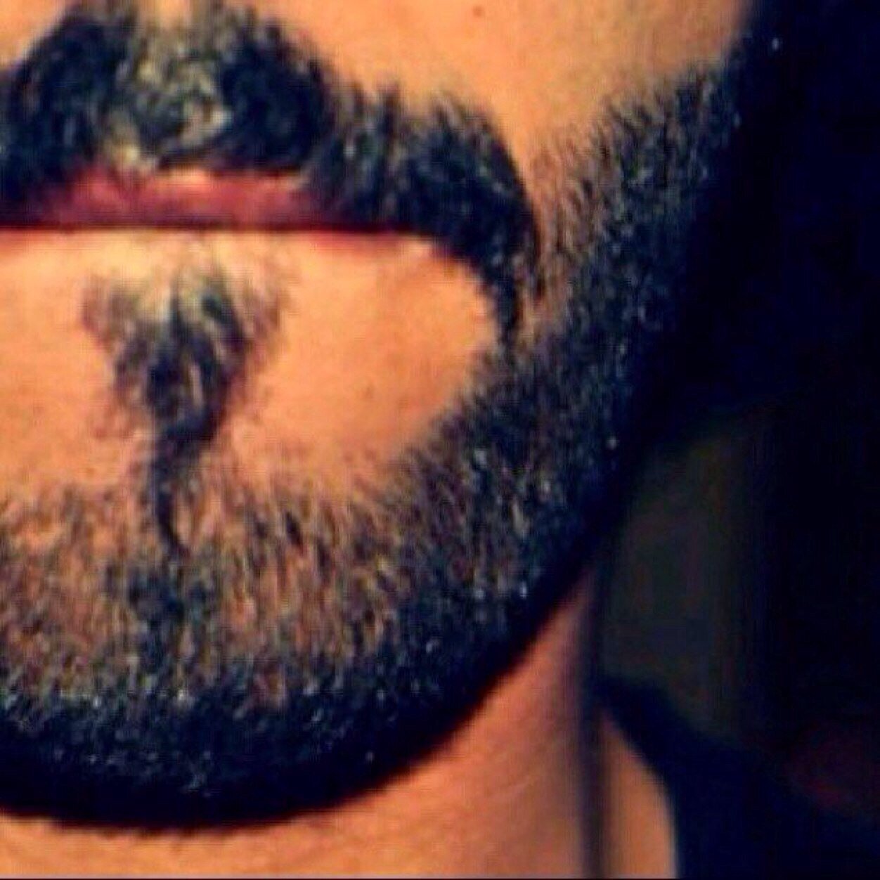 مختلف عن باقي الرجَال ♥~