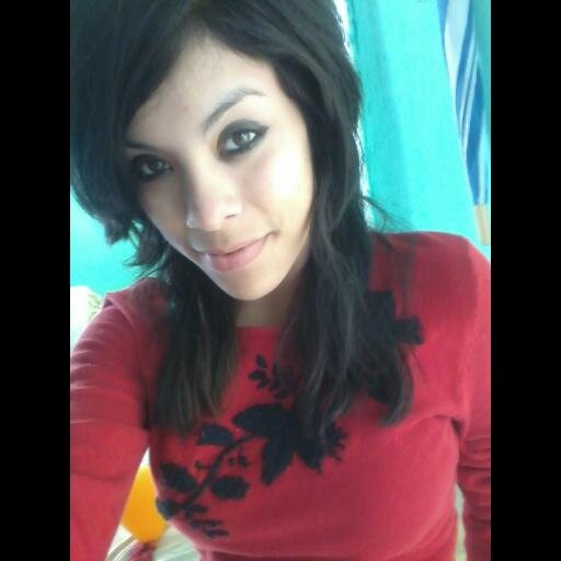 SOY UNA CHICA AMANTE DEL ROCK!! MI BANDA PREFERIDIA AH SIDO,ES Y SERA TOKIO HOTEL