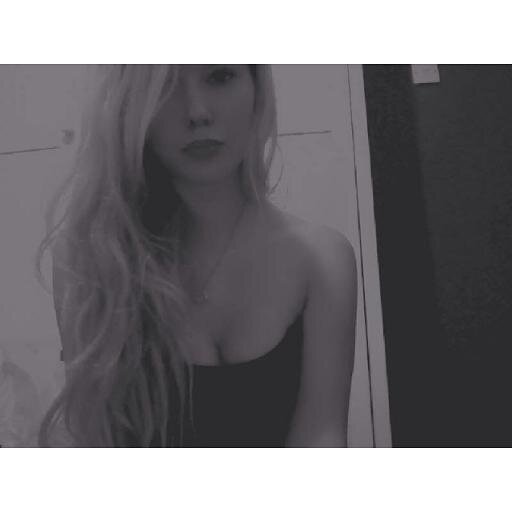 emxpty_'s profile picture. forever in debt to your priceless advice. ❀Ig:say3timeskatie❀