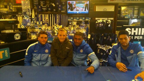 shez_pufc's profile picture. Massive Posh fan.  my niece and nephew mean the world to me. Love my bestfriend @kerryccfc ♥