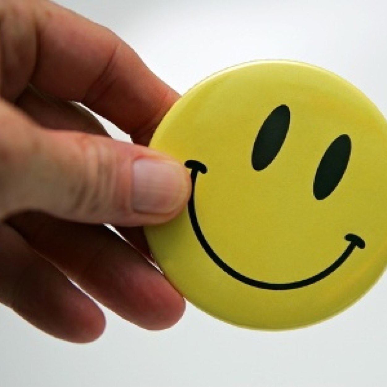 Loving_Tips's profile picture. عن تميم بن أوس رضي الله عنه،أن النبيﷺ قال : ( الدين النصيحة، قلنا : لمن يا رسول الله ؟ قال : لله ولكتابه ولرسوله ولأئمة المسلمين وعامتهم ) رواه البخاري ومسلم .