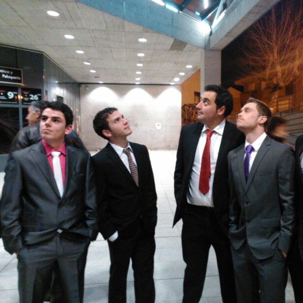 YorchCdp's profile picture. Un día aquí, otro allí, sin echar raíces en ningún sitio... un alma errante. Nomada de la vida, cowboy del espacio, atletico y farmaceutico en proceso