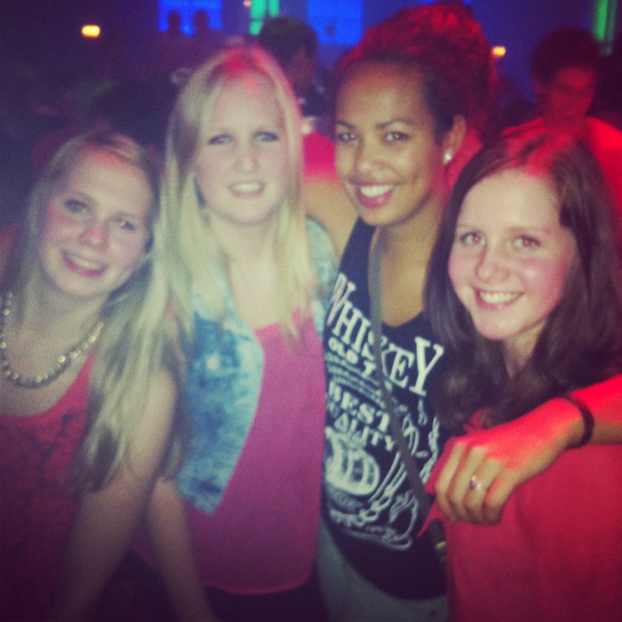 Insane Dance Crew & Fc Eibergen dames 1
Be happy live's a party