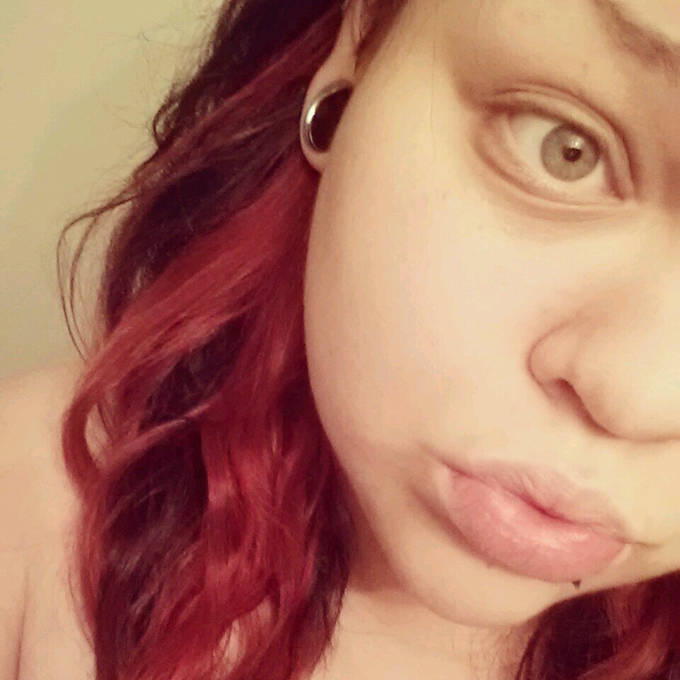 Hey♡ -friendly -lesbian -humble -chillin- I follow back☆ instawhore [@brittmcgg]