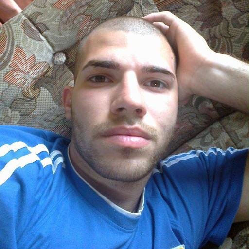 BalashovaDasha's profile picture. Женщина с мужчиной в постели. Она: - Ты меня любишь? Он: - А я что делаю?