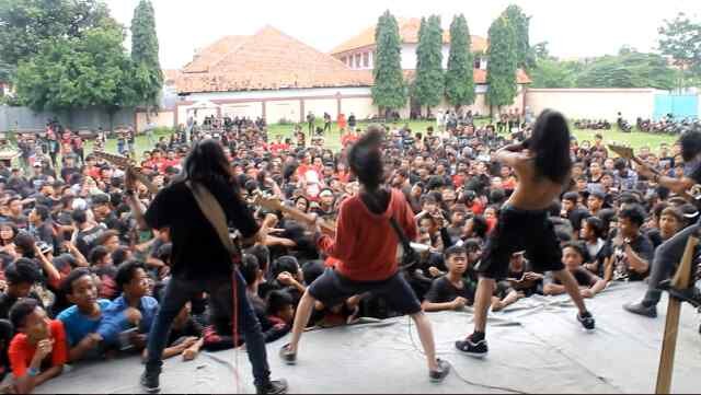 New line up and On progress promo tour #PEMUAS NAFSU E.P album. Fast info call abhie 087813866111,081310683316,pin2165B763