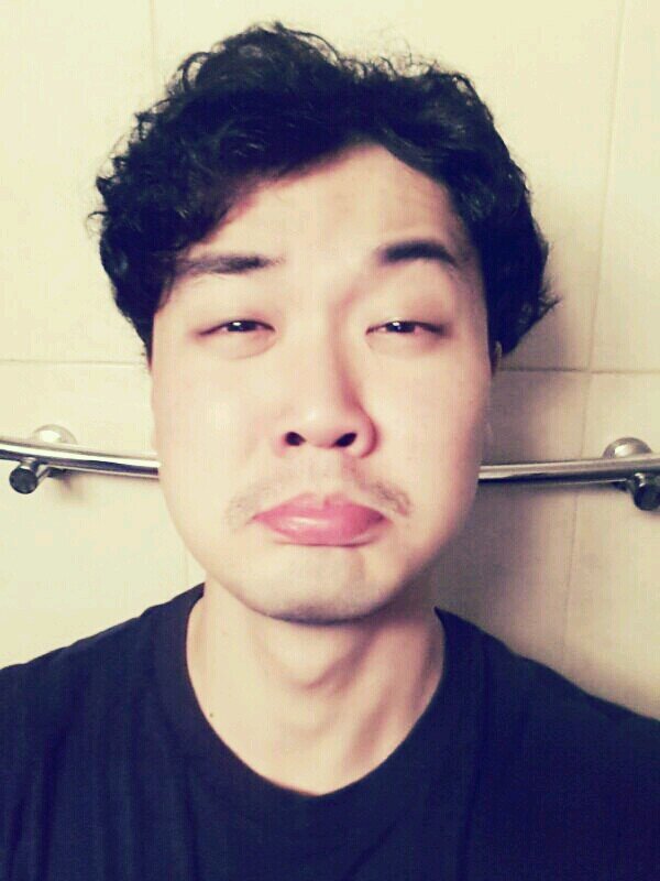 bangkyubbong's profile picture. 세상구경중. 인생에는되감기버튼이없다.