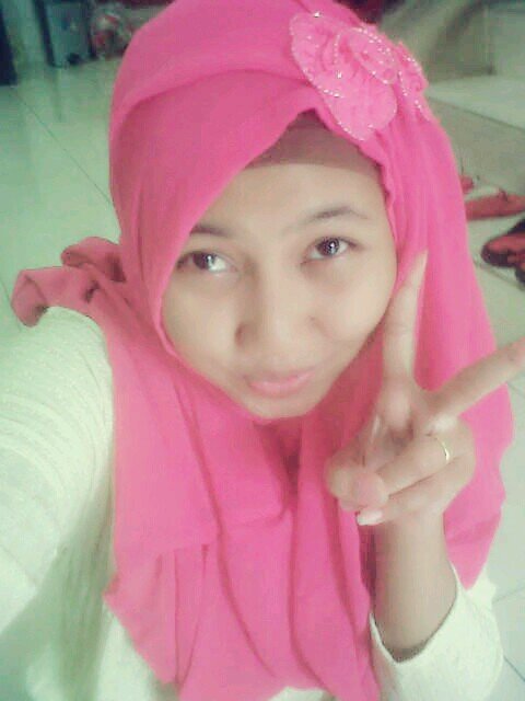 selvi_romantika's profile picture. beRusaha iNgin mnjadi yG lbih baIK, Agoynatic Xowners