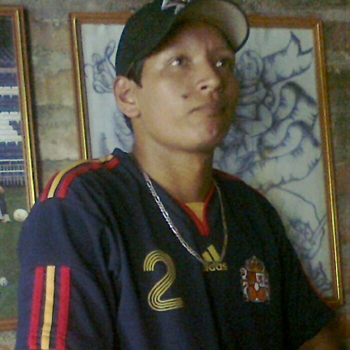 Disfrutar al máximo cada día con mi familia y amigos y amigos nuevos