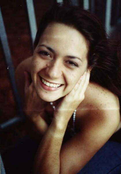 Diseñadora Gráfica, Masters en web site, Consultora SAP HCM. Comerciante. Amante de los deportes extremos, de los libros y de la Libertad