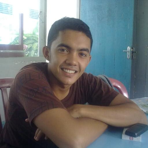 IskakGeri's profile picture. hidup untuk menghidupi.. #madridista