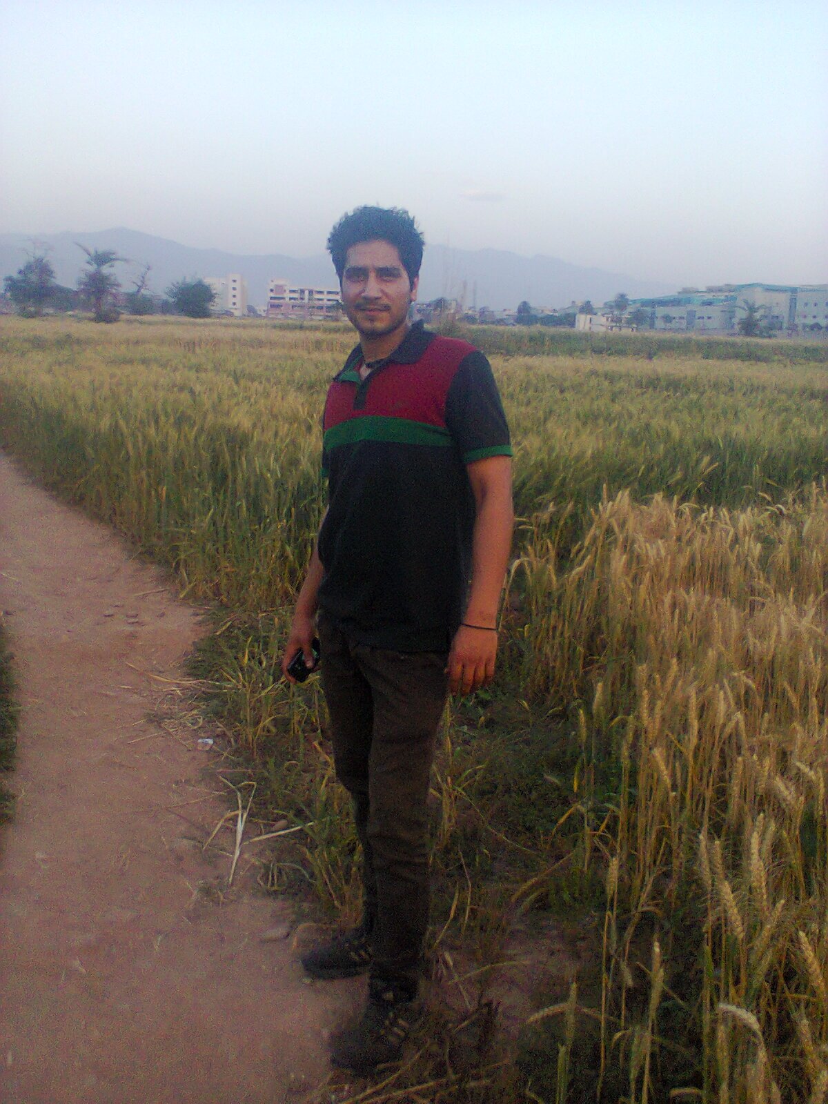 m what i can...
infact i m  good 4 nothin.../