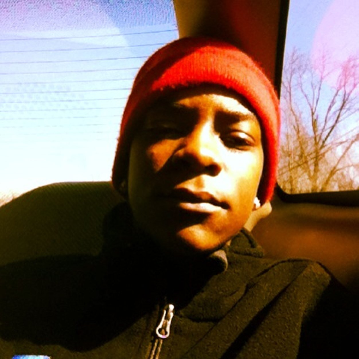 Jus a young nigga tryna make it