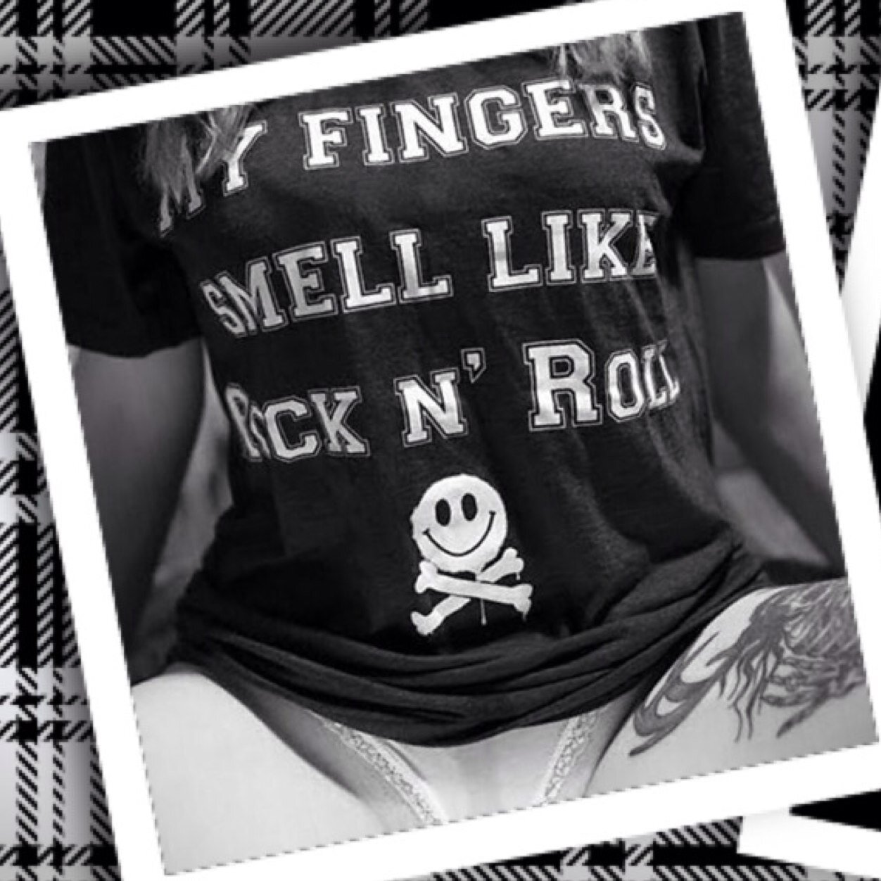 MasturbatinMilf's profile picture. Name is Bella! Tweeting & RTing the hotties who #Fuck #Suck & #Masturbate for ur viewing pleasure! For pics of me go 2 @hotwifehottie twit hubs @wheredawhiskey