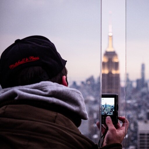A PHOTOGRAPHY TRIP AROUND NYC. FOCUS ON THE BREATHTAKING NEW YORK CITY ARCHITECTURE AND THE CROWDED STREETS OF MANHATTAN    https://t.co/79myqdamAR