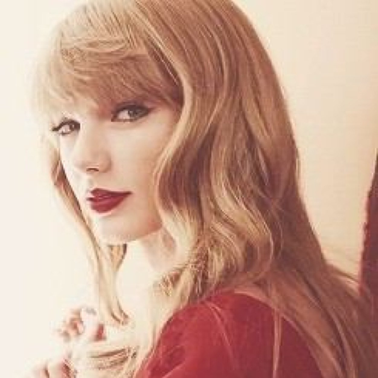 TaylorSwift , OneDirection ... 洋楽大好き♡♡     RED TOUR @ JP ( 弾き語り / 山口県 / 20歳 )