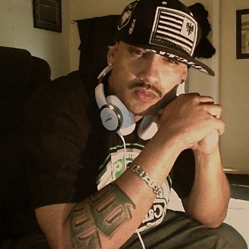 CarlosUreno's profile picture. C.EO OF ROYAL SYNDICATE MUSIC . { PRODUCER,    WRITER, ENGINEER, FILM }