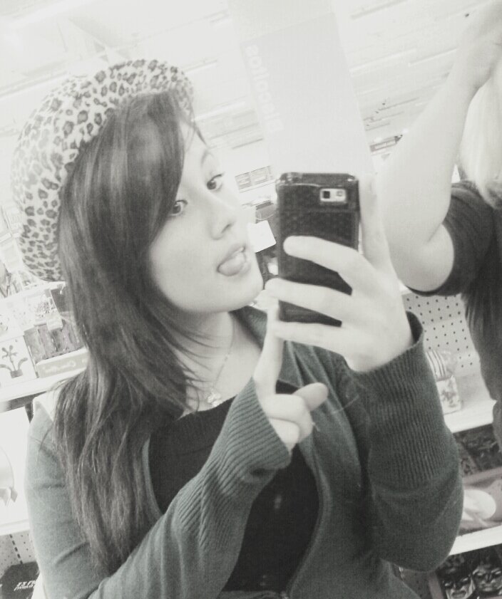 _eusouobatman's profile picture. E que toda energia negativa se transforme em amor e paz.