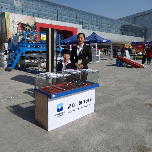 Hebei jiaoyang wire mesh machine co.,ltd
sale.weldingmachine@gmail.com
tel & we chat  & whaasapp: 86-13722265477