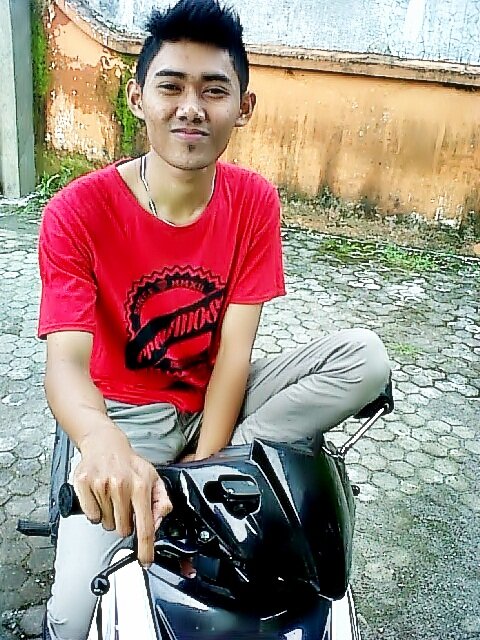 rizky_patan's profile picture. its my life.