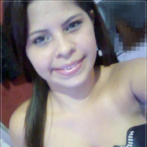 ~~ Toou Poouco Mee Liixando Proos Quee Faalam Dee Miim.. Atraas Dee Um Poortão, Qualquer Caachorro Laate~~