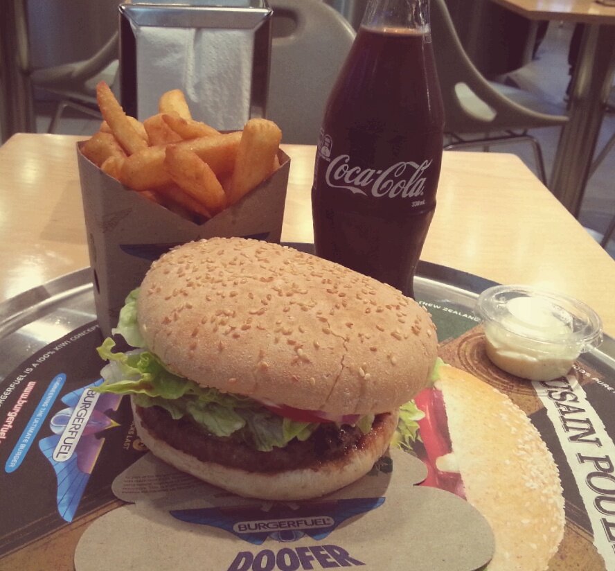 davidsnat's profile picture. Traveler, dreamer, food-lover, international person of mystery?