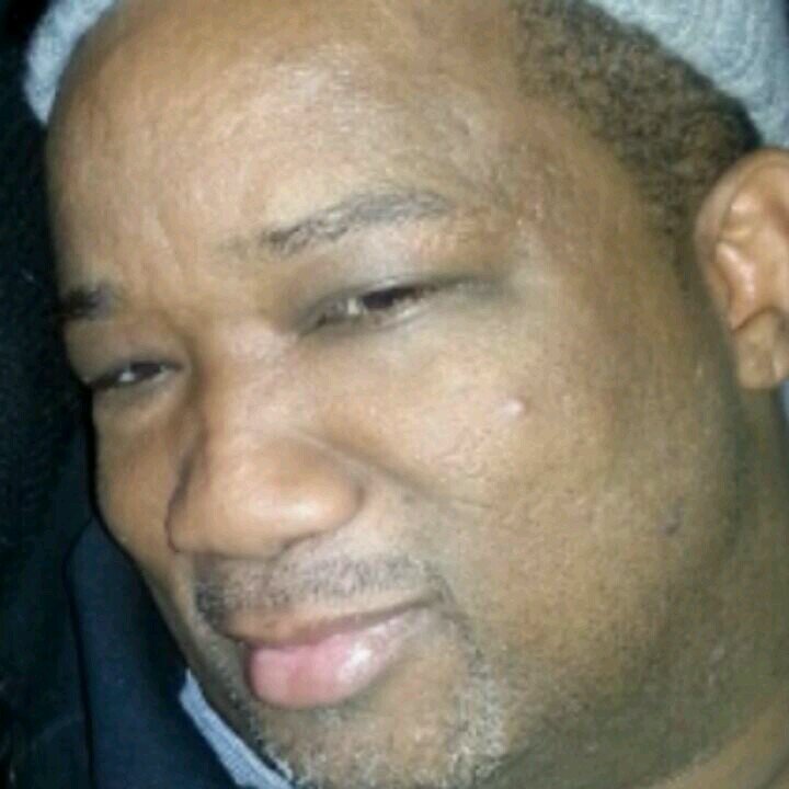 samwhite0301's profile picture. 