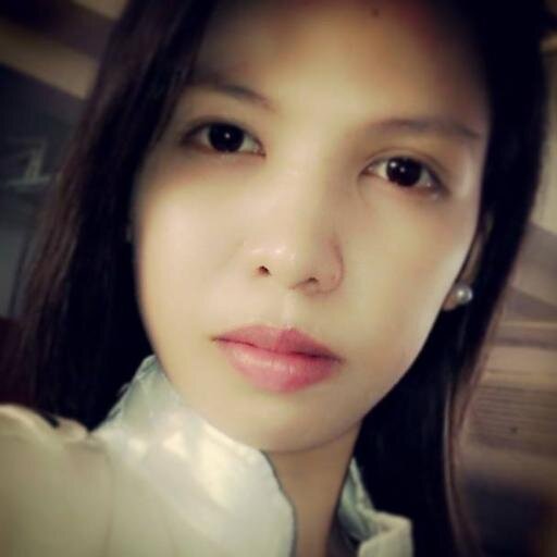 3 LIVE , LAUGH and LOVE 3 / Love is seeing an imperfect person perfectly.