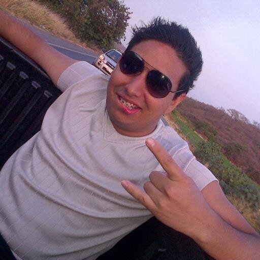soy un tipo sencillo pero con muchas aspiraciones=??