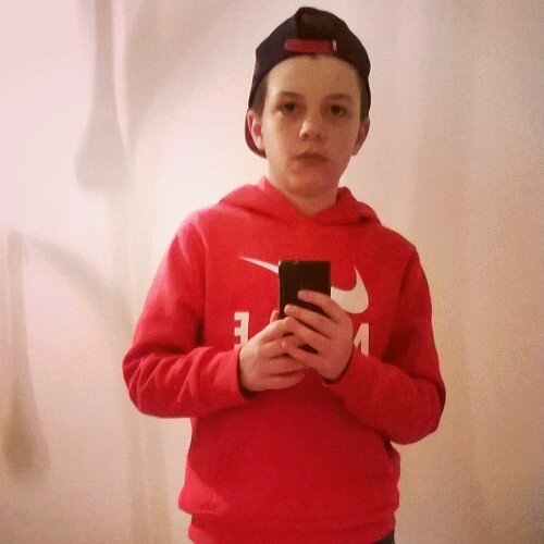 harrywill123456's profile picture. YOLO