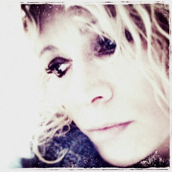 mo_v_helvoort's profile picture. 