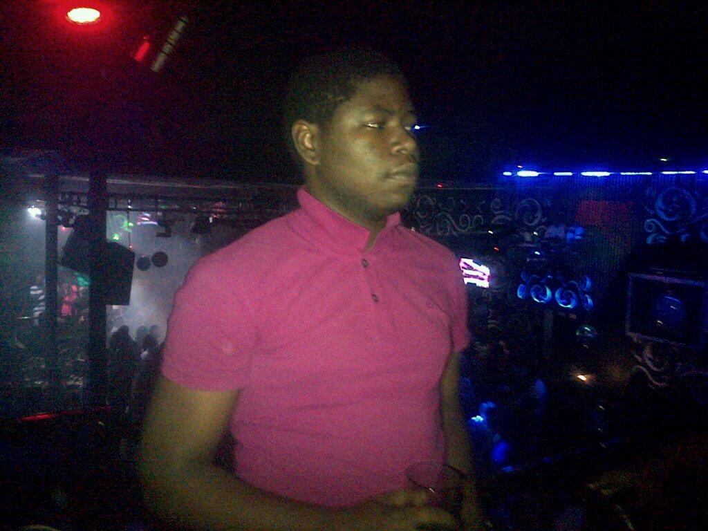 #team237 #teamandroid #streetbery Instagram:kevinou_montana
snap : kevinou montana