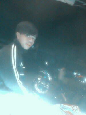 PhutraAdzi's profile picture. suka suka gue .!