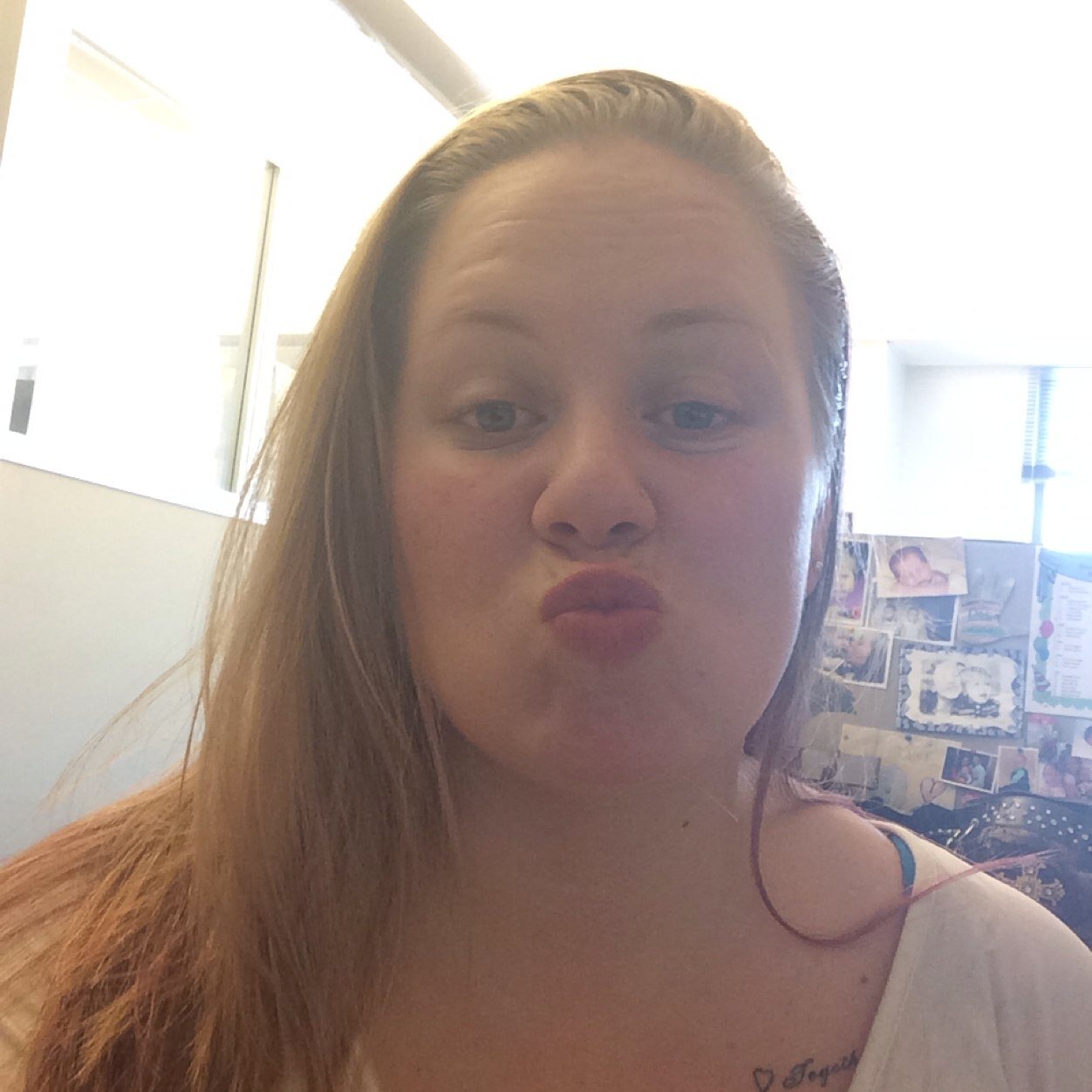 Awesomness26's profile picture. 