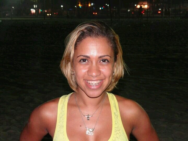 Existe duas coisas que resolvem tudo na vida: o tempo e o foda_se. Eu ja esperei muito tempo,agora foda_ se.🇧🇷