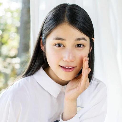中村ゆりかちゃんの画像を30分に1回くらいつぶやきます。画像が少ないので良い画像があったらリプライでくださいませ。