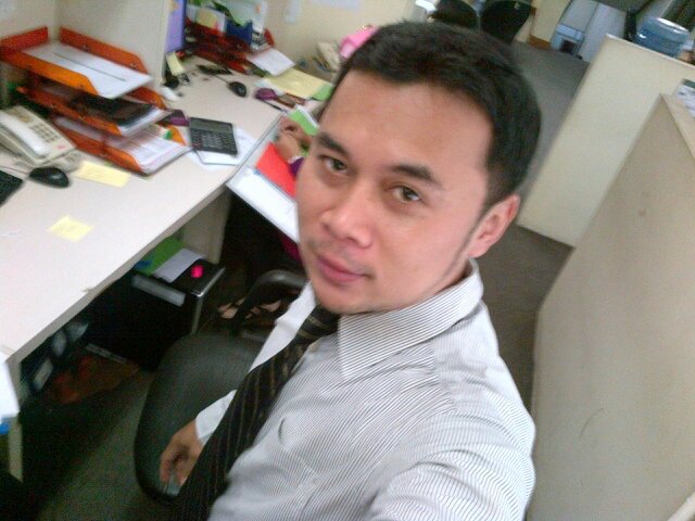 aldodio86's profile picture. be ur self