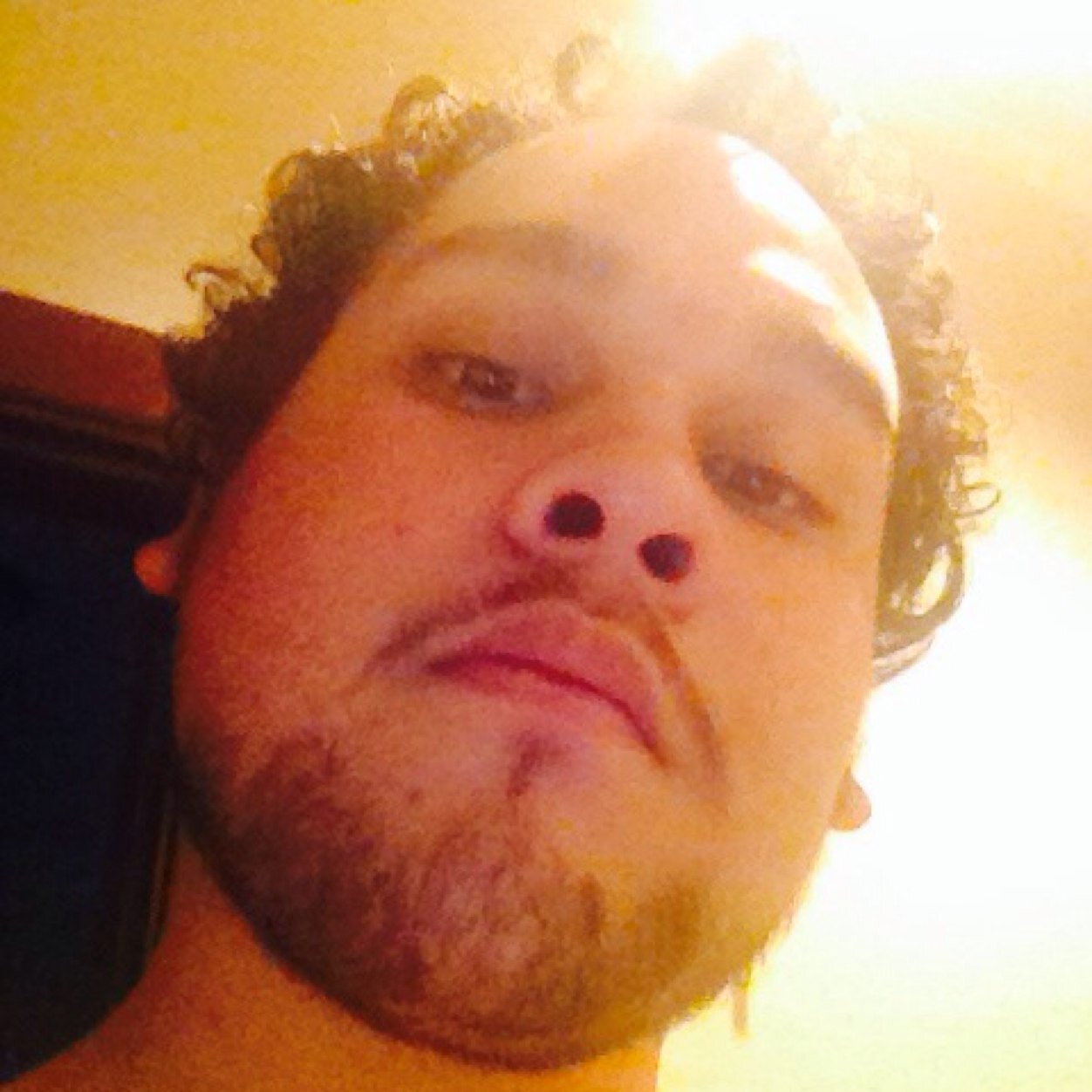 Emmanuelcamposb's profile picture. Escritor frustrado,Empresario en formación 0994262944