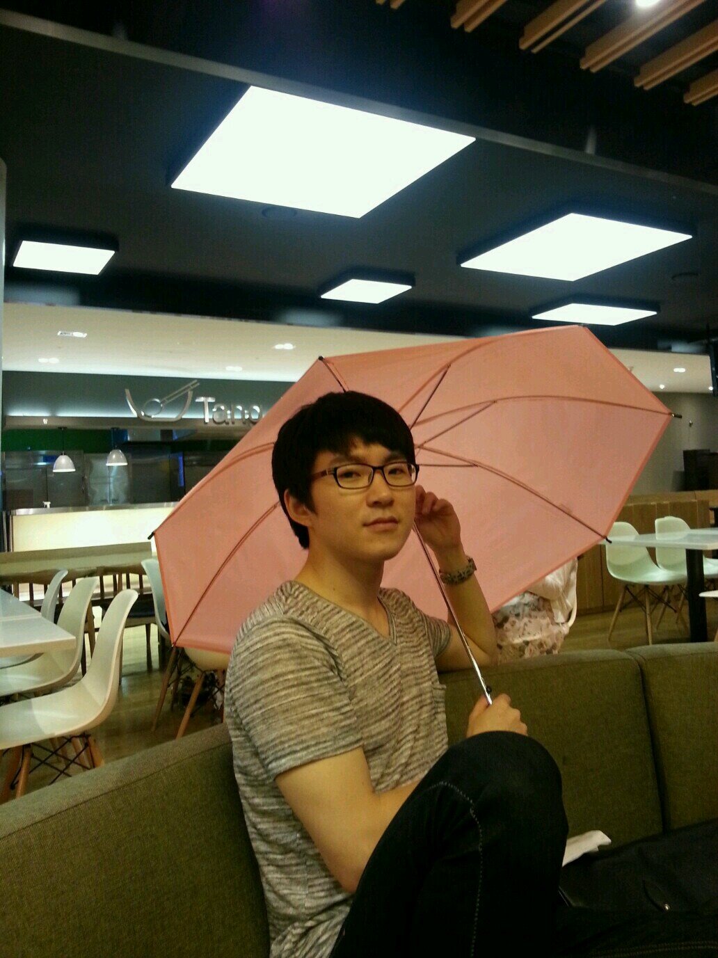 K_foxrain's profile picture. 