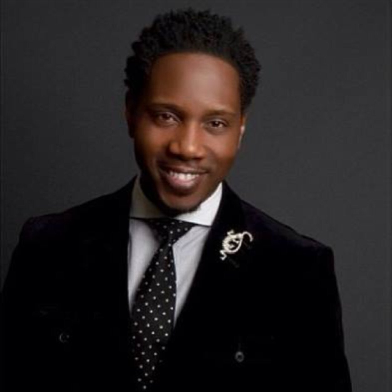 SOULPRENEUR . VISION Los Angeles, Lead Pastor . LOVE FREEDOM MOVEMENT, Founder . Speaker . Style Expert . Vegan 🌱
