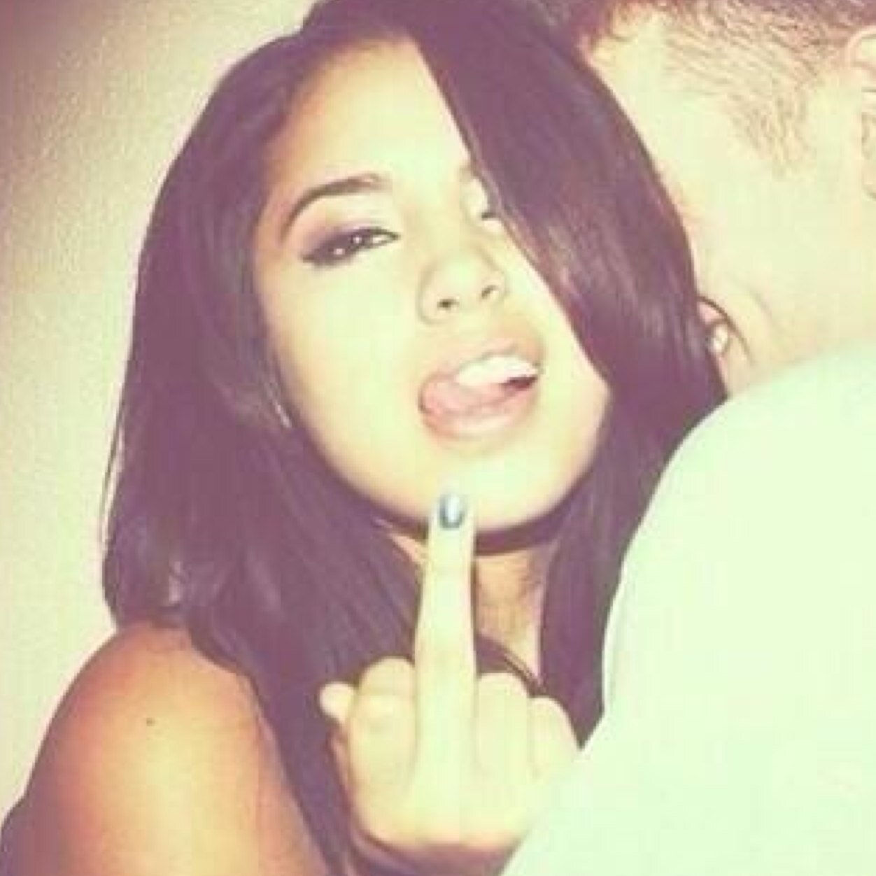 Hey its Jasmine! {Vampire} {Bisexual} Ily too Bethany