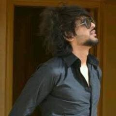 مهما حاولت أن تخفي مشاعرك ، لابد لأحد أن يراها