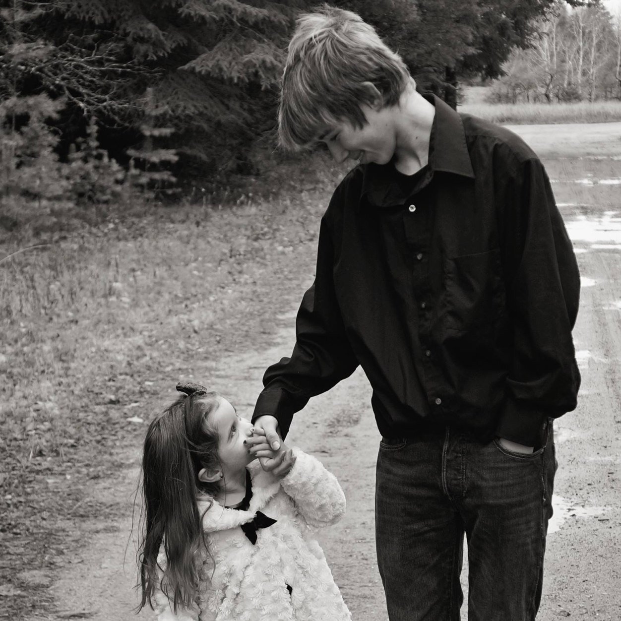 BurnhamD24's profile picture. all I eat is beans and cornbread