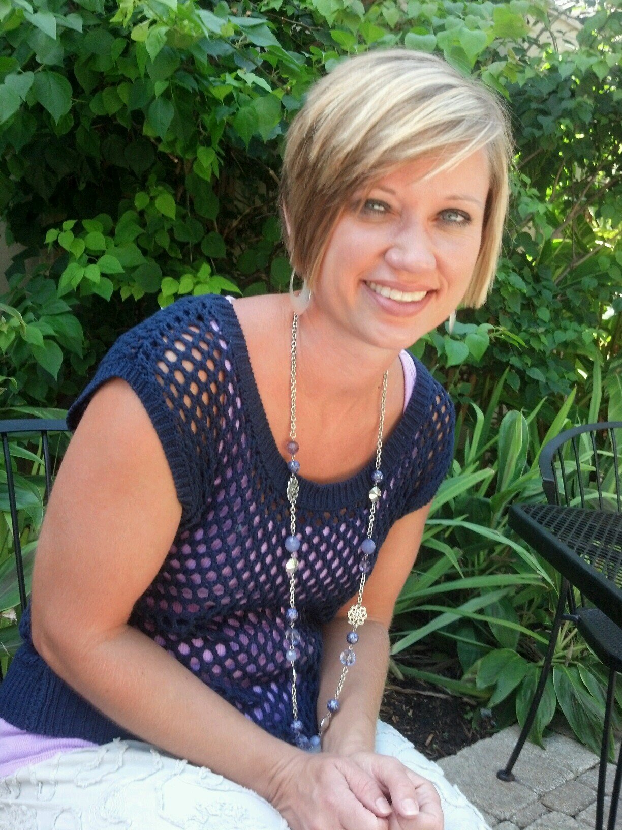 Wife to an awesome husband, mom of 3 awesome kids, home-educator, Pinterest lover, serving God with everything I have!
