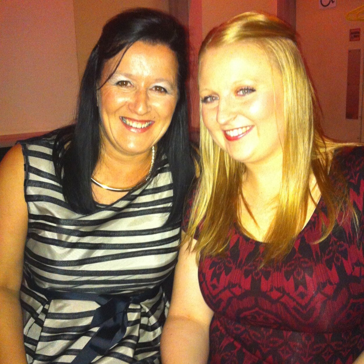 Rachp70's profile picture. Mother of 3 greats kids and happy wife of Craig :). Work at Tesco on clothing department part time. Like to read and bake :)