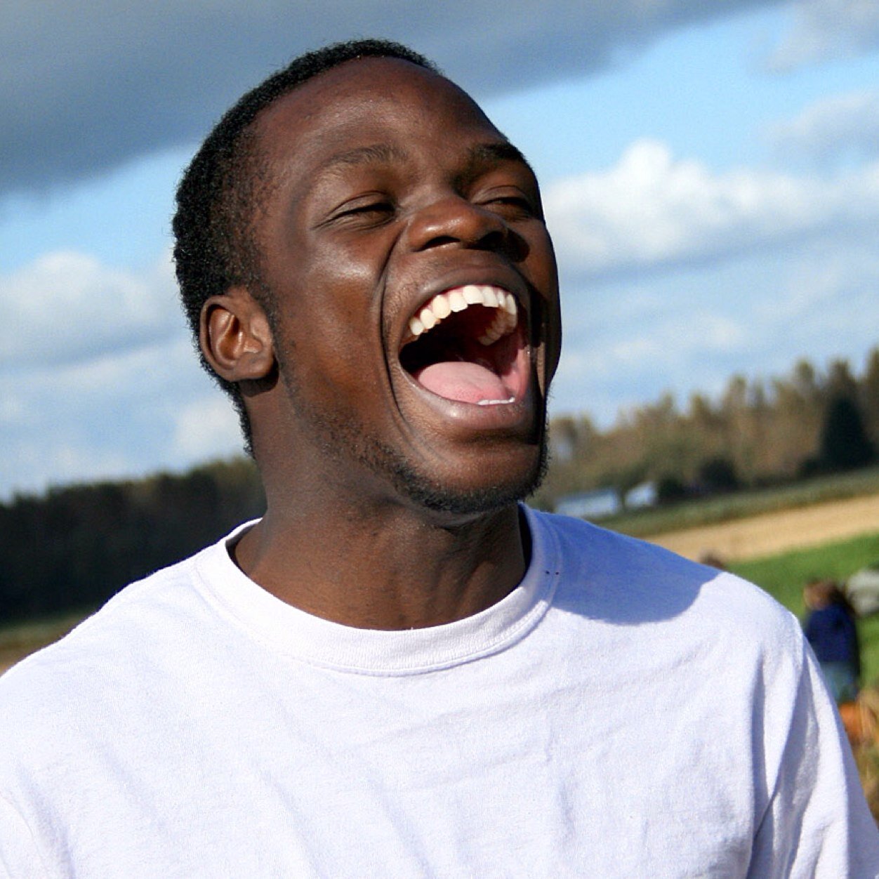 funnytweets2K's profile picture. We are going to make you laugh. I guarantee it.