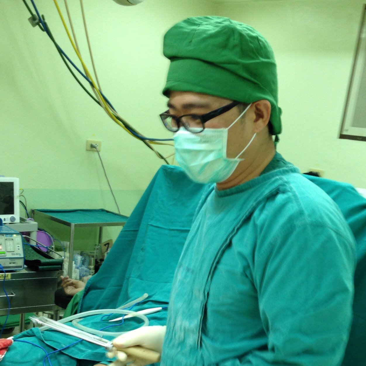 General surgeon works in emergency room.  I hope that any of my experience can help anyone become aware of accident. Know risk & avoid it.