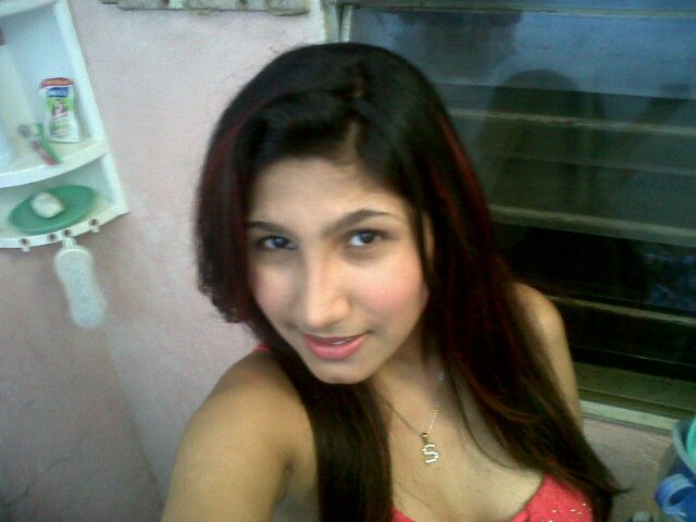 dulce comprensiva detesto a la gente hipocrita!!!! :) #Followme #FollowBack