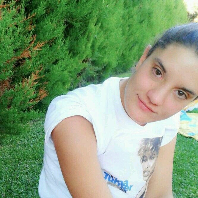 Smile, it’s free therapy. 
Intentant convertir-me en enginyera.....
Golf, golf i golf !!