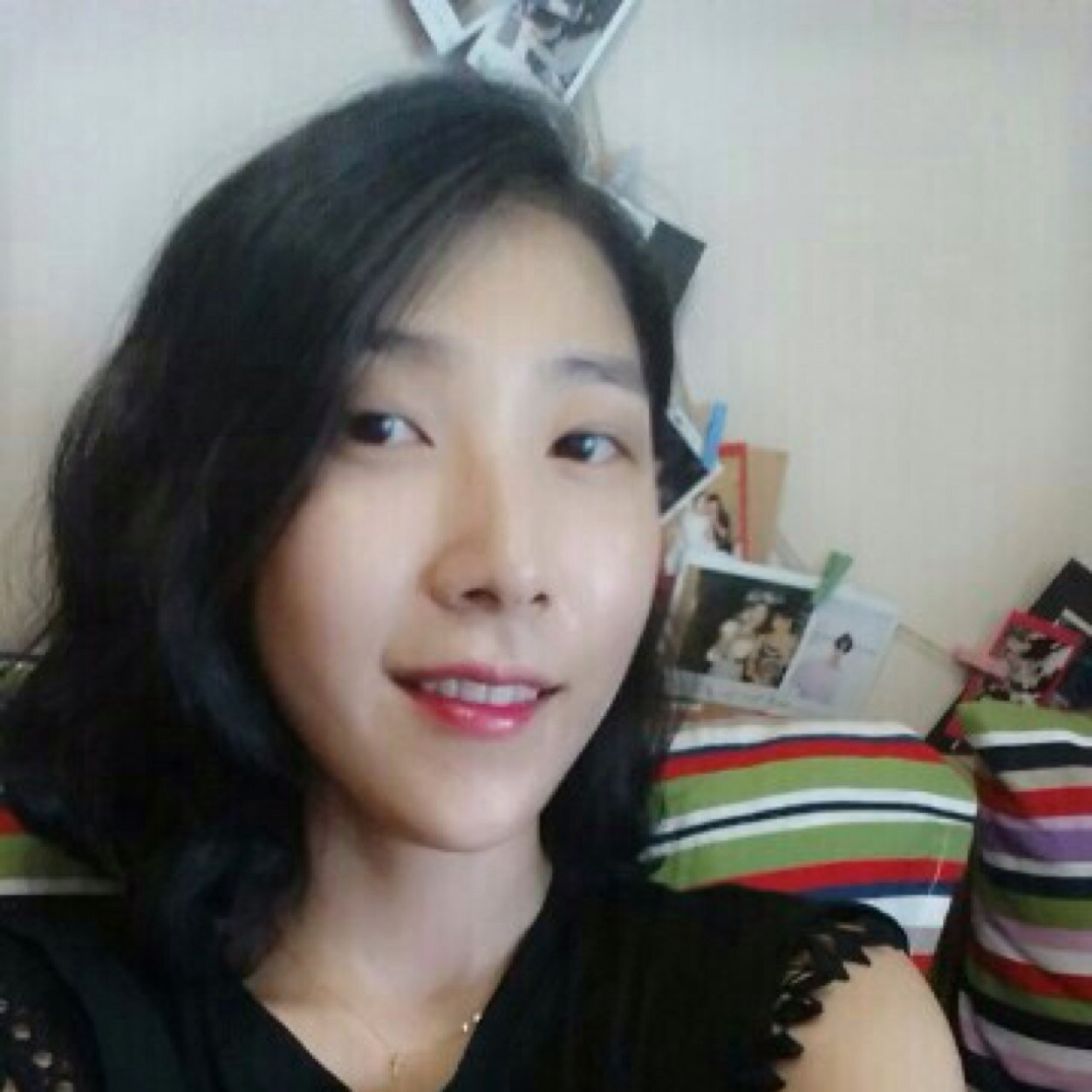hyohyojak's profile picture. writer in korea broadcasting system, Anyang High School of Art, Dankook University